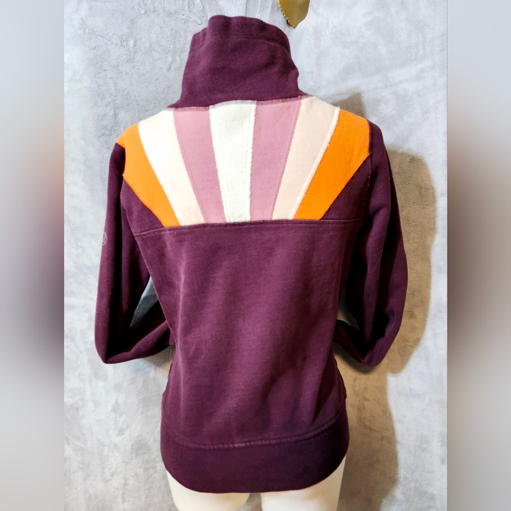 LULULEMON Igloo Sunrise Full Zip Jacket Size 6 Plum.